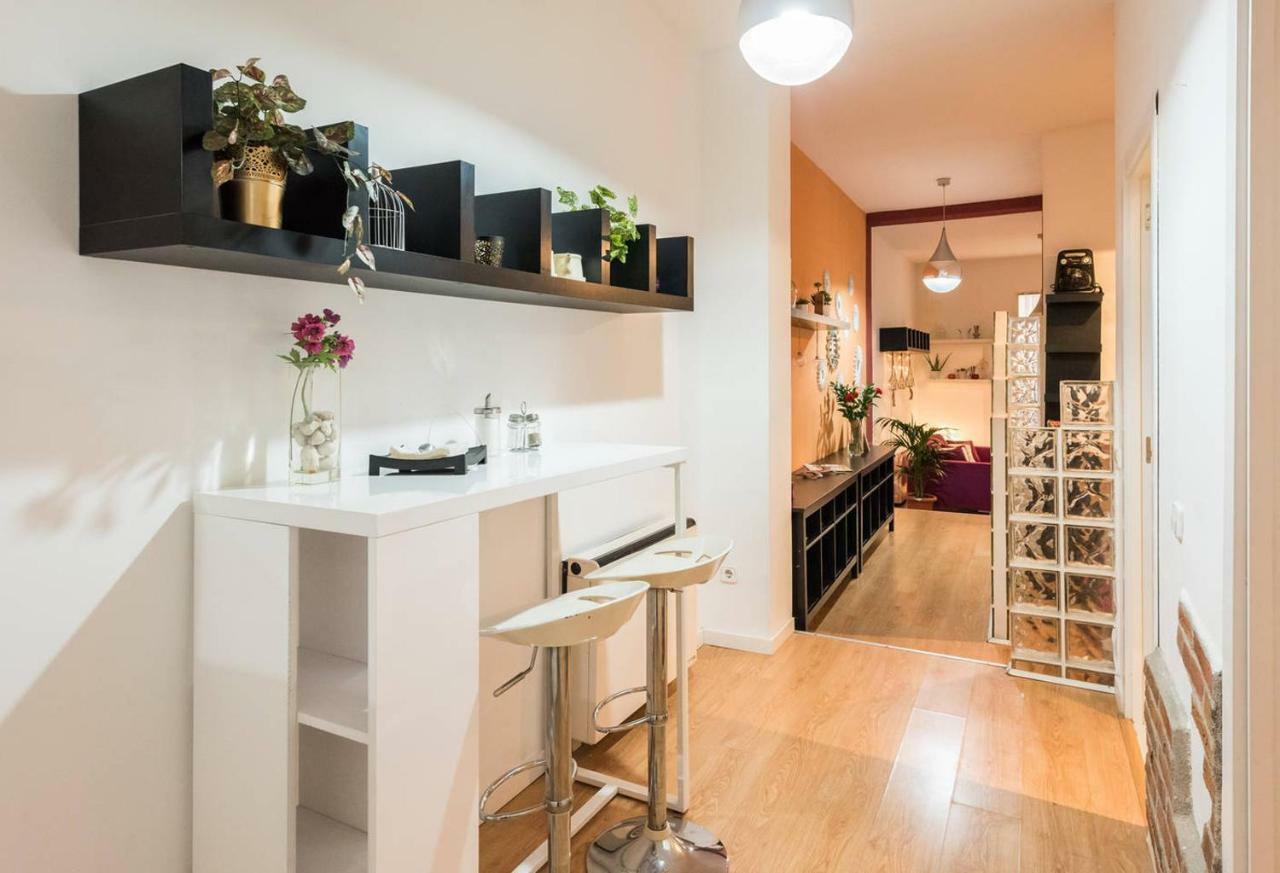 Apartamento en Calle Tres Peces Madrid Exterior foto