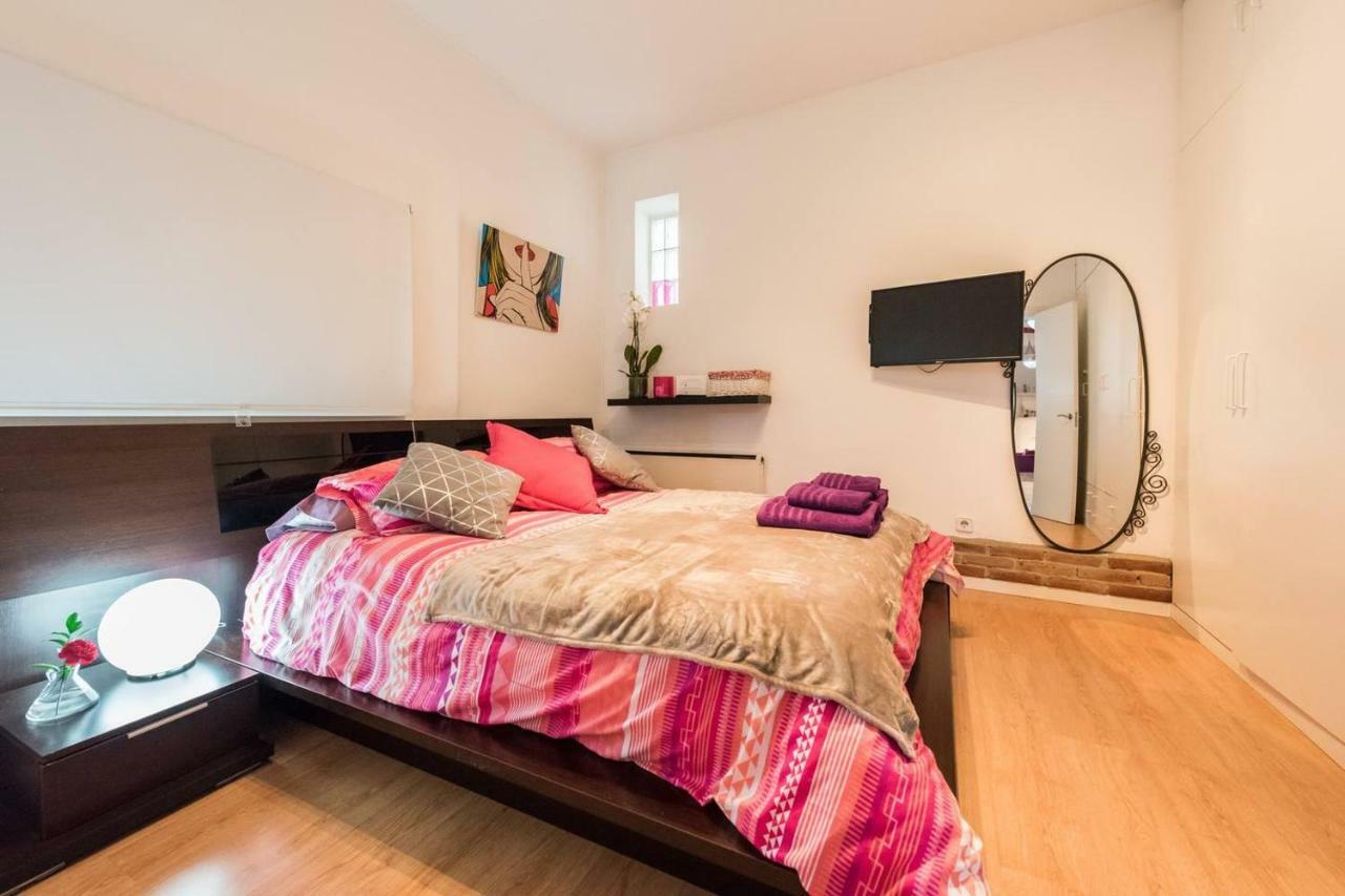 Apartamento en Calle Tres Peces Madrid Exterior foto