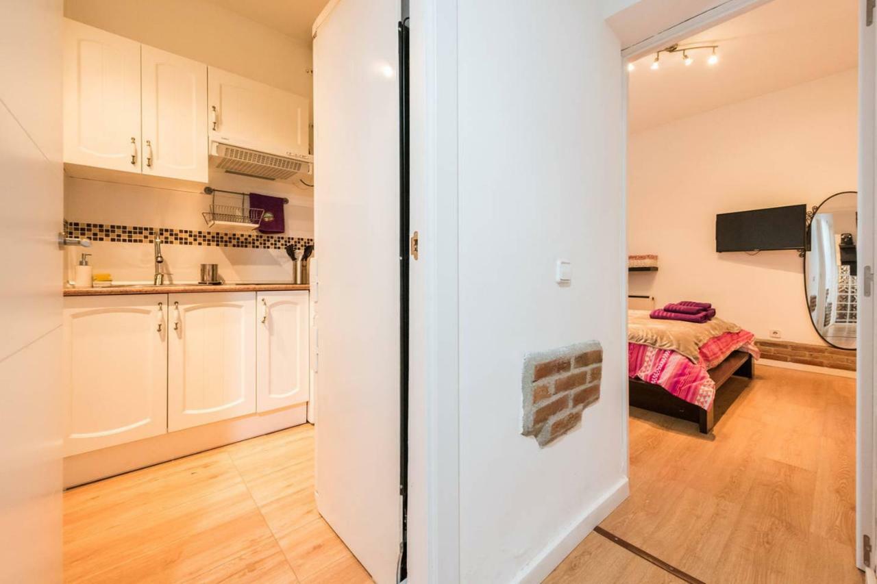 Apartamento en Calle Tres Peces Madrid Exterior foto