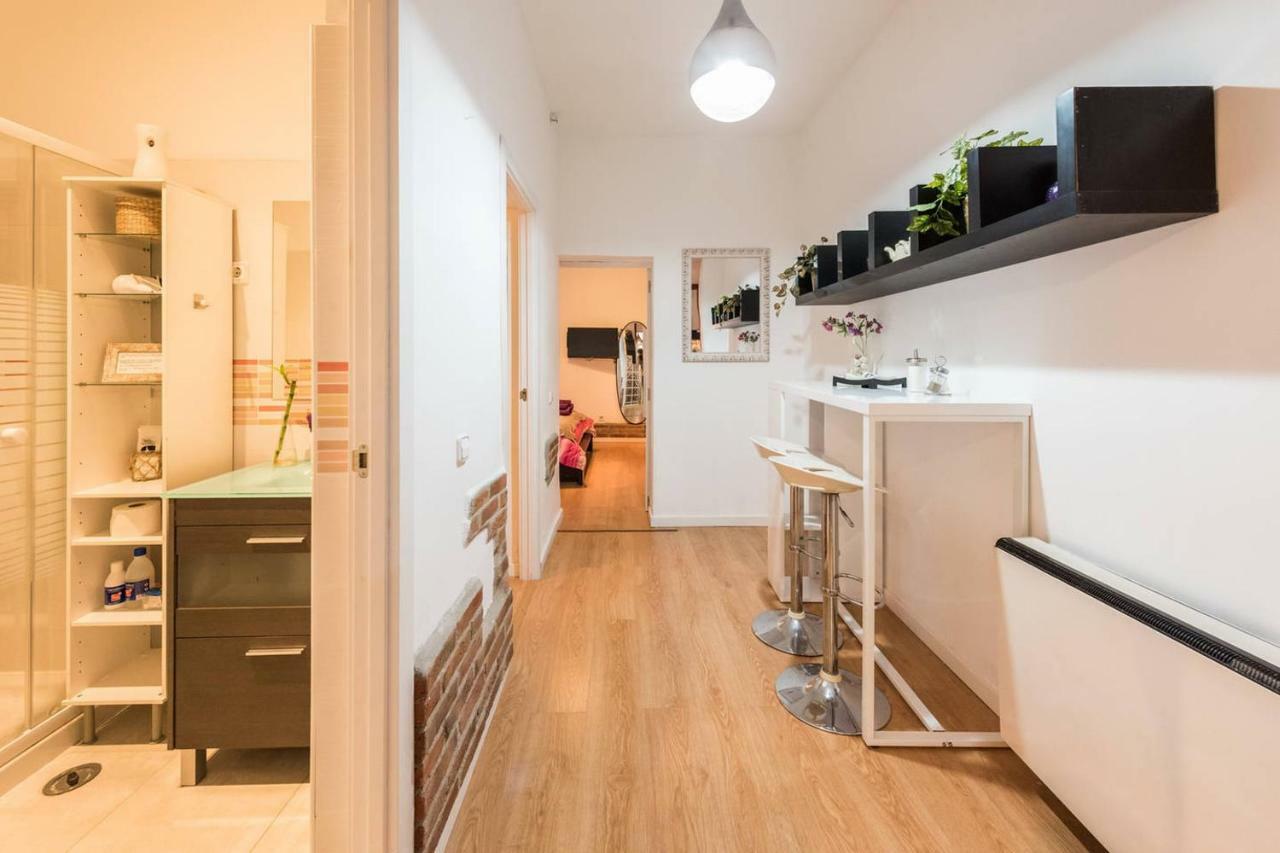 Apartamento en Calle Tres Peces Madrid Exterior foto